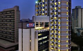 โรงแรม เดอะ ซีแคร์